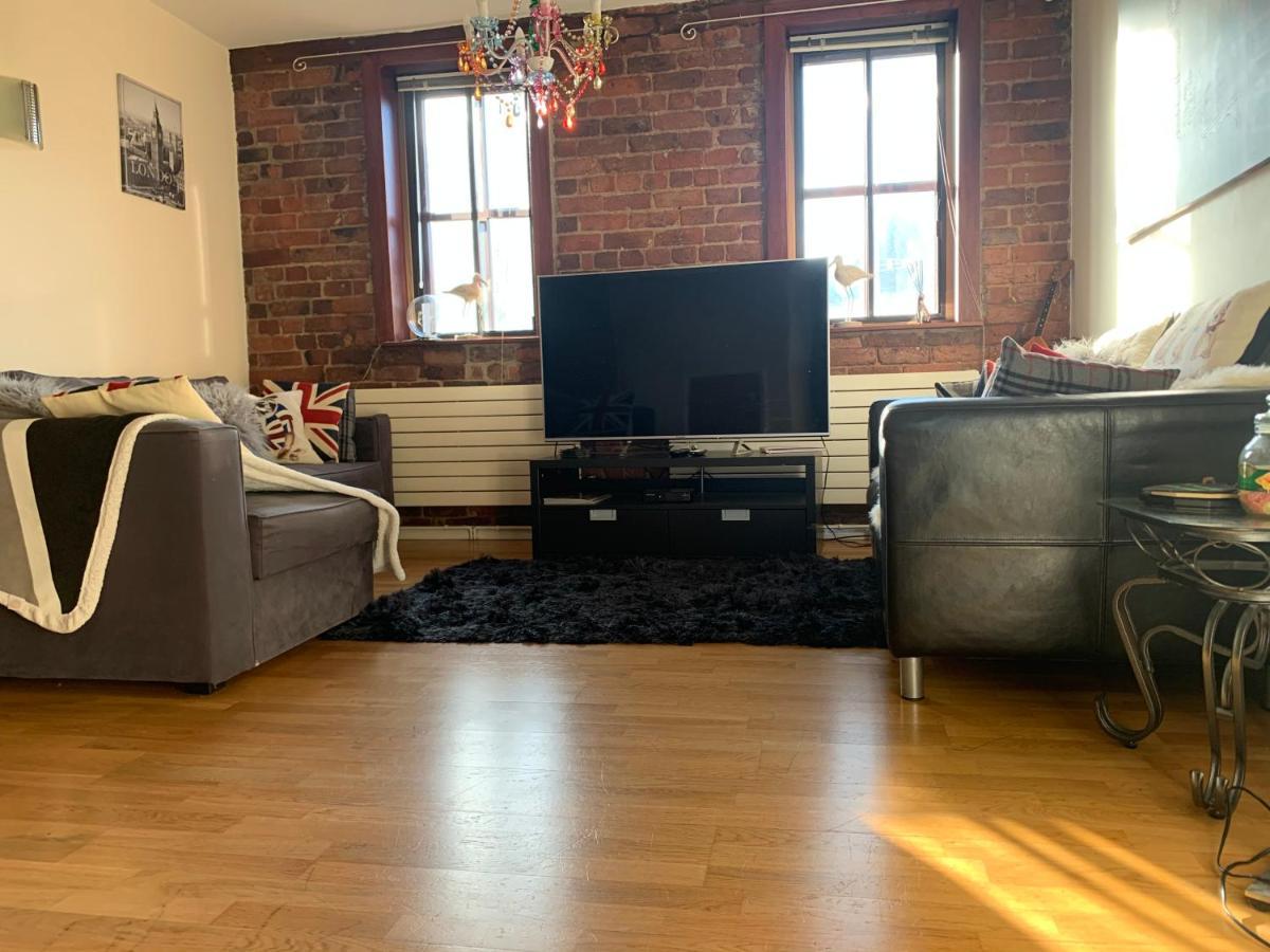 2 Bed Duplex Penthouse By Mathew Street Sleeps 6 *