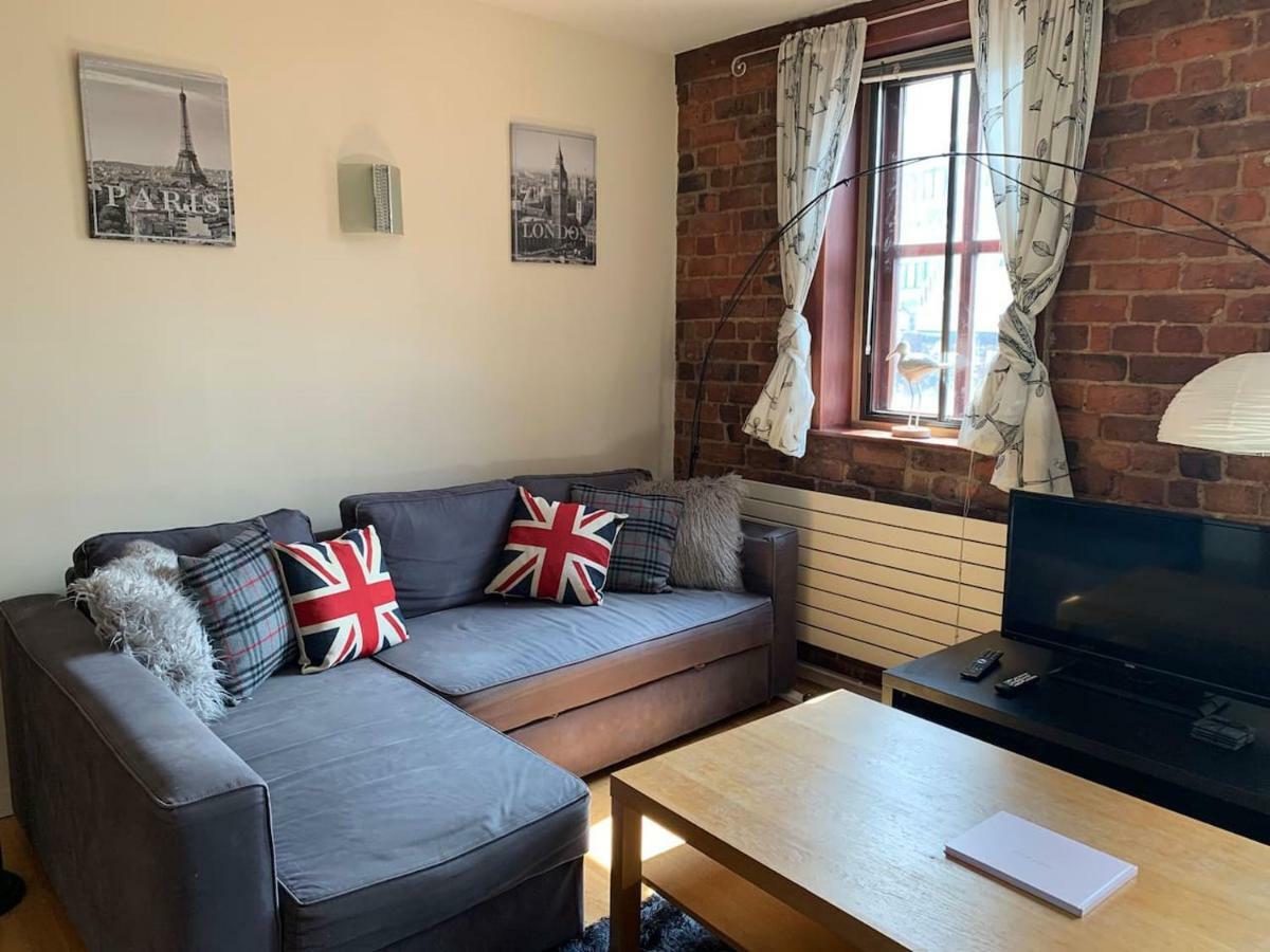 Apartment 2 Bed Duplex Penthouse By Mathew Street Sleeps 6 *